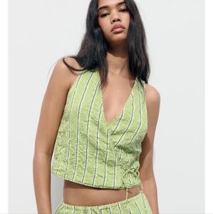 ZARA | Women's Lime Green Striped V-Neck Wrapped Cropped Wrinkle Vest